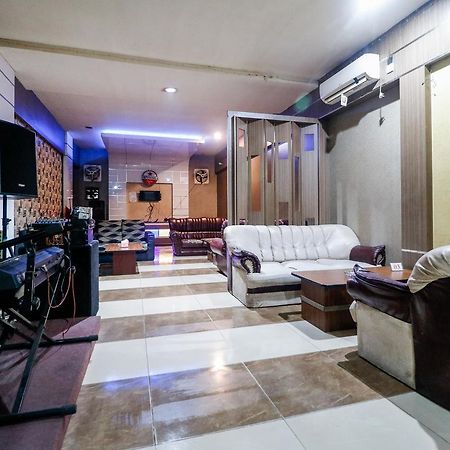 Reddoorz Plus Near Pasar Wisata Pekanbaru Dış mekan fotoğraf