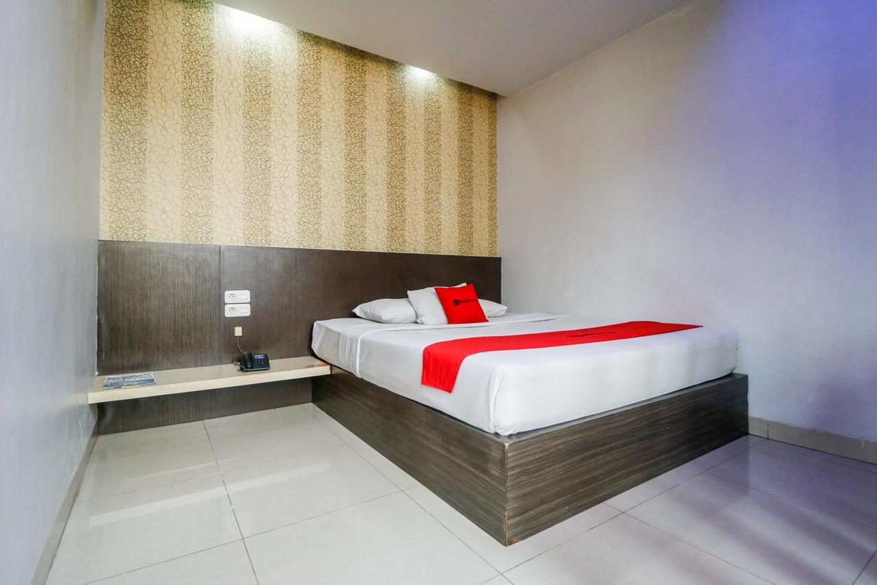 Reddoorz Plus Near Pasar Wisata Pekanbaru Dış mekan fotoğraf