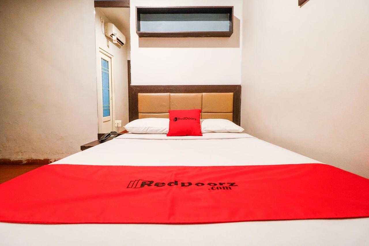 Reddoorz Plus Near Pasar Wisata Pekanbaru Dış mekan fotoğraf
